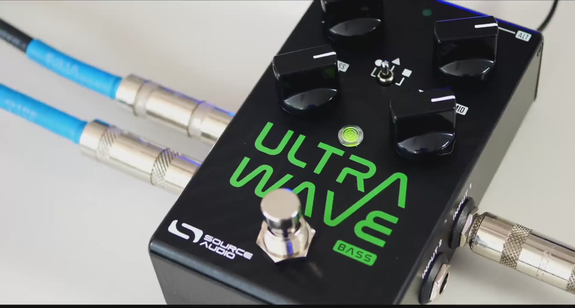 Ultrawave Bass Distortion Lab
